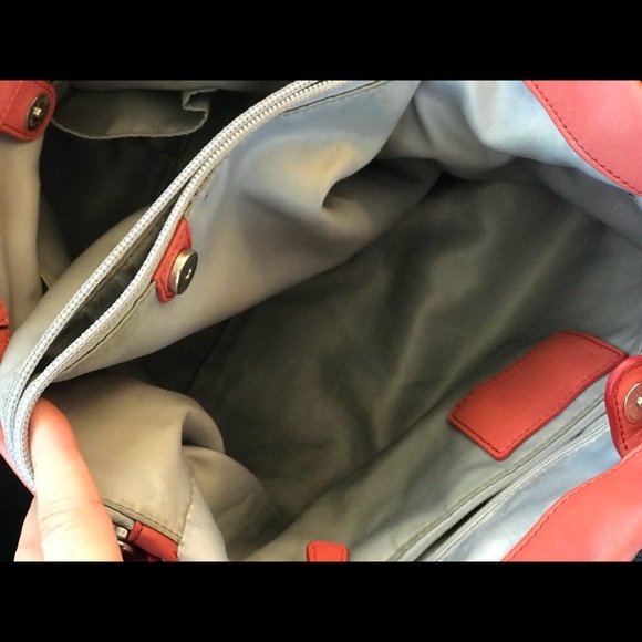 Coach Coral Peach- Silver Leather - Picture 6 of 8